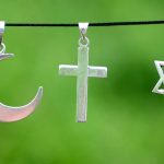 Toutes les religions se valent-elles ?
