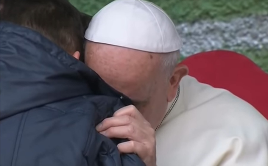 Les mots du pape François pour consoler un petit garçon …